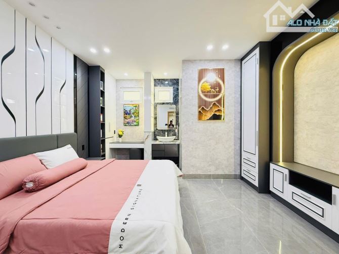 Siêu Phẩm Đầu Tư! Bán Nhà Căn Góc 2 Mặt Hẻm Xe Hơi Nguyễn Trãi, Q5 – 11 CHDV – Giá Tốt - 2