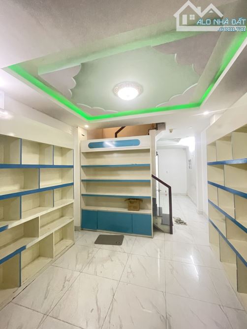 Bán Rẻ Nhà Hẻm Ô tô Vào Nhà, Âu Cơ Sát Khu Bàu Cát Đồng đen Tân Bình,41m2,2Tầng,Nhỉnh 5tỷ - 2