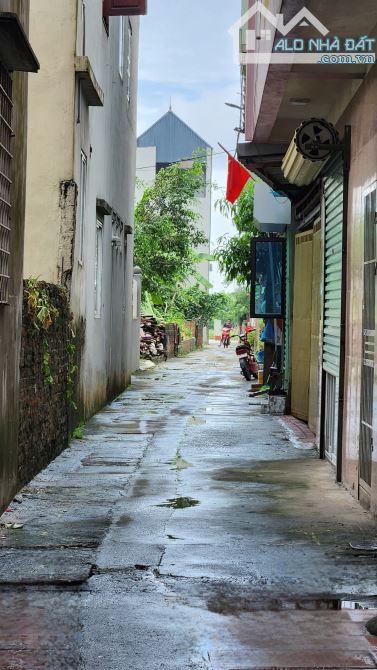 Bán đất Nam Hồng ngõ thông, 40m ra bìa làng rộng thênh thang. DT 56m nhỉnh 3 tỷ - 2