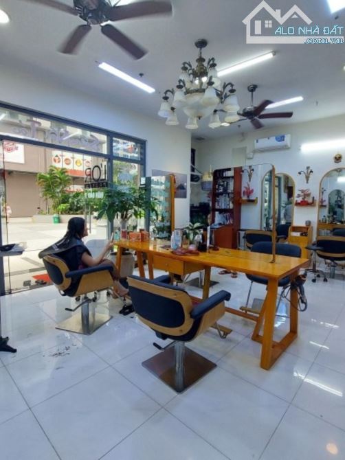 Bán nhà đường Phạm Thế Hiển, Q.8, P.6. DT 151m2, 2 tầng, 2PN, Sổ Đỏ. Giá 6 tỷ. - 2