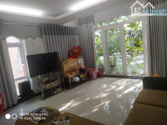 Nhà 4 tầng, hẻm xe tải tránh nhau, giáp công viên Gia Định. - 2