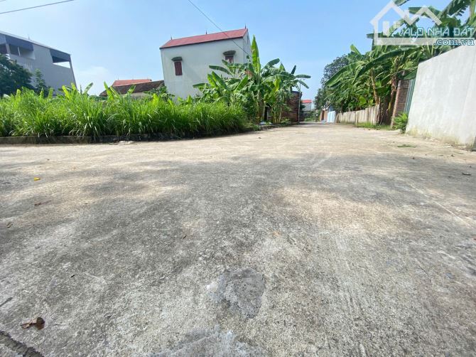 BÁN GẤP 85M LÔ GÓC TẠI SƠN ĐOÀI, TÂN MINH, SÓC SƠN. ĐƯỜNG RỘNG 6M. CHỈ 2 TỶ - 2
