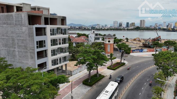 Bán Đất Mặt Tiền Lớn Trần Hưng Đạo Vị trí vàng. Giá 23.5Tỷ - Giá Tốt - 2
