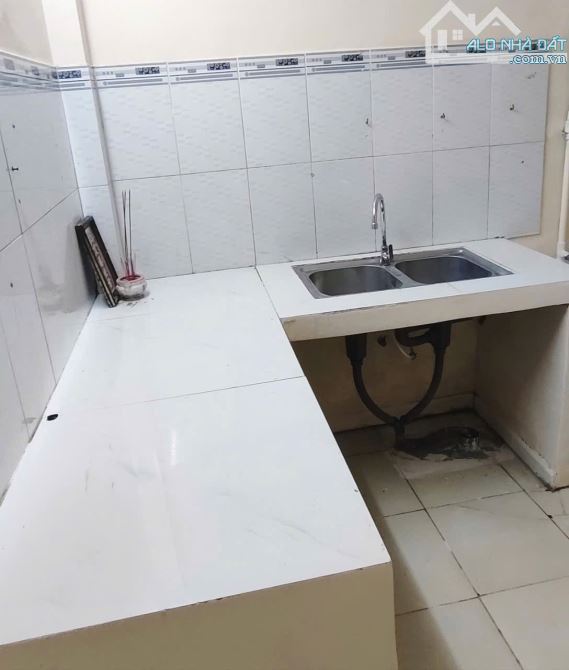 Bán nhà C4 Đường số 9 ph16 DT:4,3x15 CN :64,4m2 Hẻm 6m thông - 2