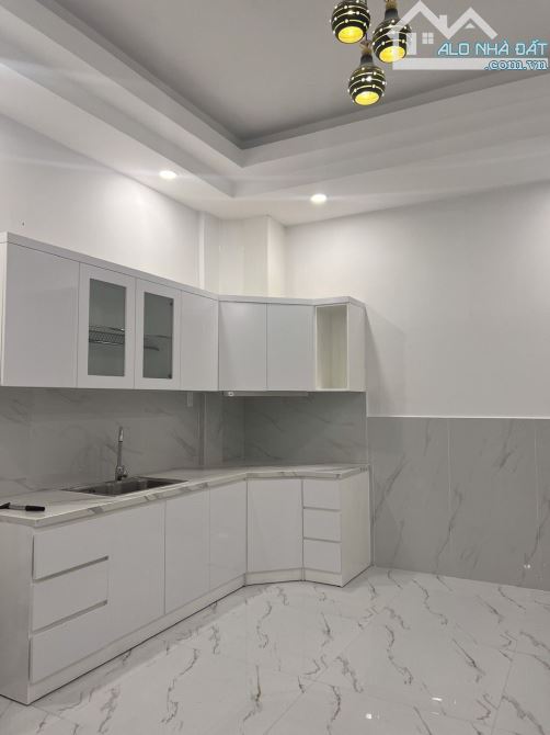 Bán nhà HXH khu Cư xá Chu Văn An, nhà 3 tầng vào ở ngay 4.3x20m, giá 14.8 tỷ TL - 2