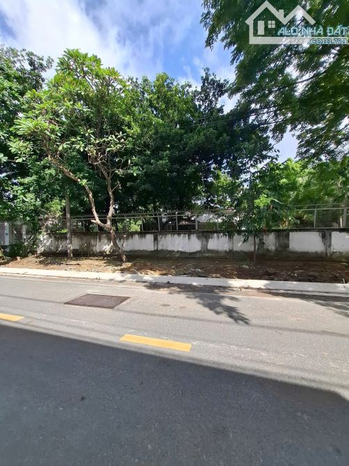 BÁN ĐẤT MẶT TIỀN ĐƯỜNG CÔNG LÝ F. BÌNH THỌ TP. THỦ ĐỨC 120 TỶ 32,8x49,2=1580m - 2