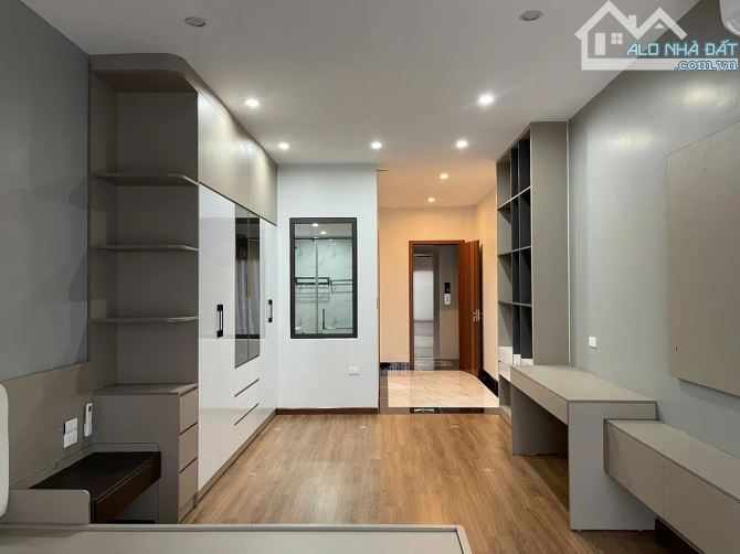 Bán nhà Bồ Đề 52.9m², 5 tầng, thang máy, ô tô đỗ cửa, full nội thất, giá nhỉnh 12 tỷ - 2
