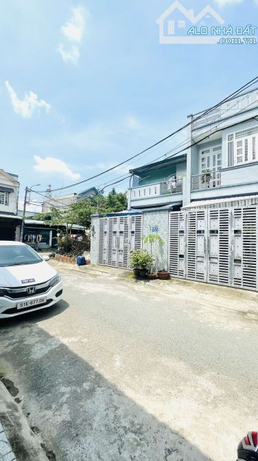 Bán Nhà Thới Tam Thôn 17.Hóc Môn 125m2. 2 Tầng Ngang 9m Đường 8m xe hơi ngủ trong nhà - 2