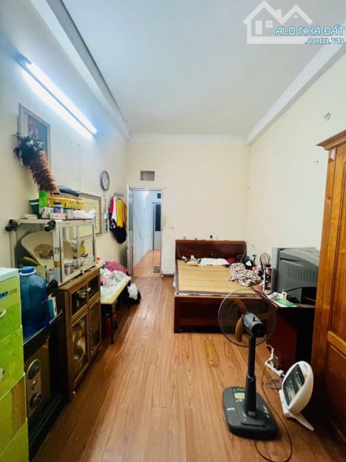 BÁN NHÀ DÂN XÂY 3 TẦNG THỤY PHƯƠNG 42M2, SỔ ĐỎ, CÁCH Ô TÔ TRÁNH 20M NHỈNH 6 ĐỒNG - 2