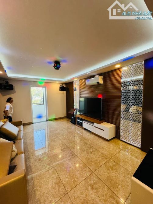 🚘 MẶT TIỀN AN DƯƠNG VƯƠNG – 7 TẦNG THANG MÁY – CÓ GARA OTÔ - GIÁ TỐT! - 2