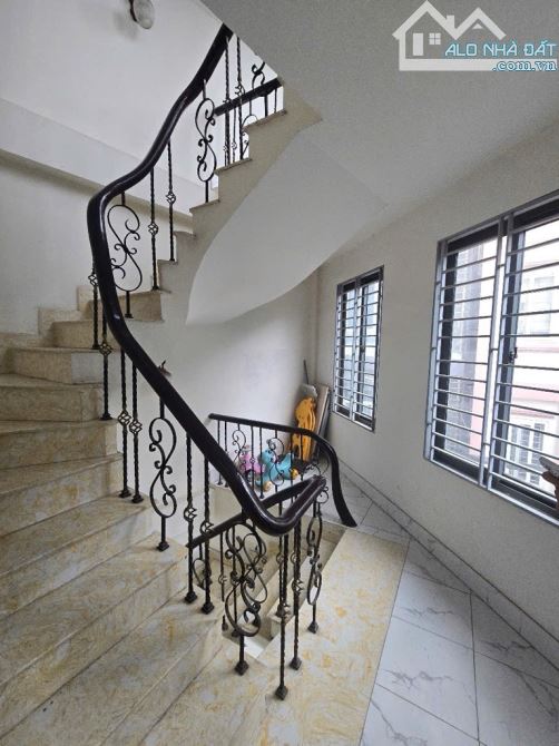 Bán nhà phố Mỹ Đình 40m2 x 5T - Ngõ to -sạch đẹp- Ô tô gần, KD, full Nt ở ngay 6,75 tỷ. - 2