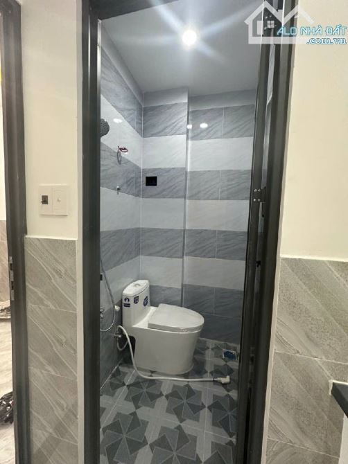 QUẬN 8 - CHỈ 2.95 TỈ - SỞ HỮU NHÀ MỚI ĐẸP NGAY TẠ QUANG BỬU - DTSD 40M2 -  HOÀN CÔNG ĐỦ. - 2