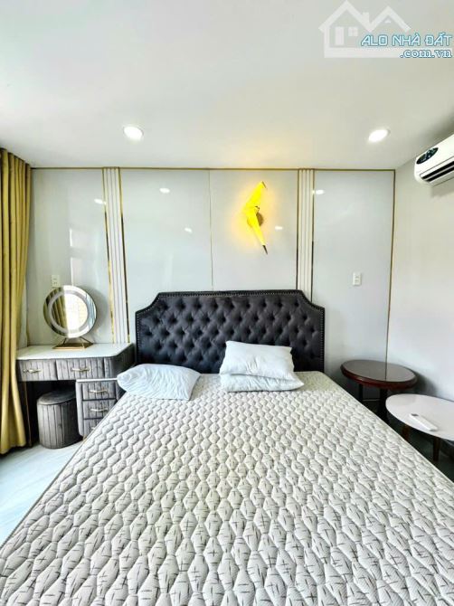 Nhà đẹp bán gấp ở gần đường Phan Huy Ích và Quang Trung, 46m2, 5 tầng, chỉ 5.5 đồng - 2