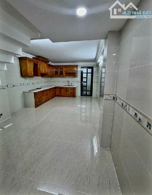 Bán nhà ( 4 X 18 ) CXPLD Bình Phú, 4 tầng mới ở ngay đường 12m khu đồng bộ chỉ 11,9 tỷ. - 2