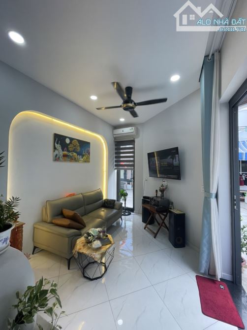 9,2 tỷ - P. TÂN Thuận Q7 -Nhà mới 4 tầng Thang  máy 4x12m, full NT, 4PN 6WC - 2