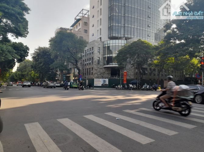 Bán Mặt Phố Bà Triệu cạnh Bờ Hồ DT 404m2 x MT 13.5m, 100m ra Hồ, Giá Đầu Tư - 325 Tỷ - 2