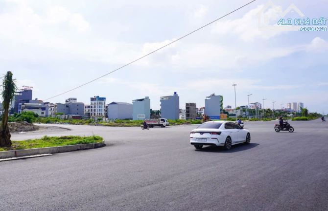 🚗 NHÀ MỚI TINH NGAY VÀNH ĐAI 3.5 – 7 CHỖ ĐỖ CỬA – 50M NGÕ THÔNG,GIÁ 5.7 TỶ 🏡 - 3