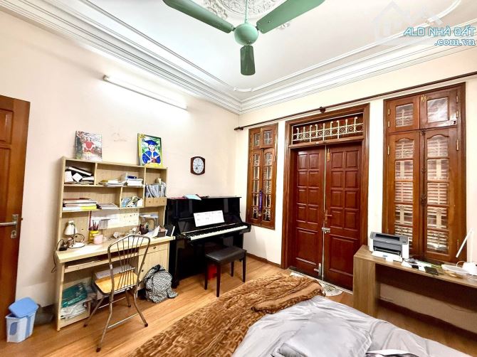 CẦN BÁN NHÀ ĐẸP TRUONG DINH PHAN LO OTO VÀO NHÀ 2MẶT NGÕ 65M4T 18,5 TỶ - 3