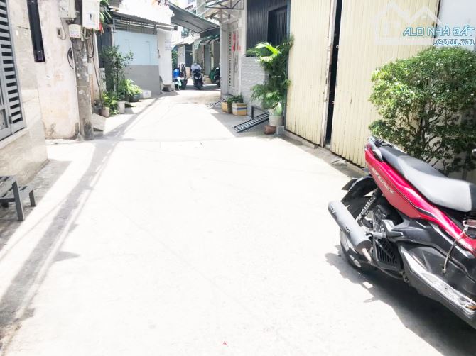 DÒNG TIỀN ỔN ĐỊNH, NHÀ 3 TẦNG HẺM XE HƠI TẠ QUANG BỬU QUẬN 8, 93M², NGANG 4.5M, NHỈNH 6 TỶ - 3