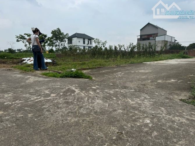 Chủ nhà muốn bán nhanh lô đất hoa hậu tại Bắc Thượng, Quang Tiến,Sóc Sơn, Hà Nội - 3