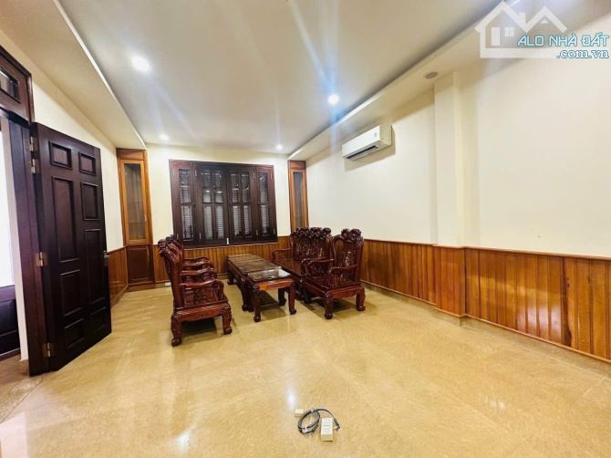 🔥🔥🔥Cho thuê biệt thự 4 tầng 2 mặt tiền đường LÊ QUANG ĐẠO có thang máy chỉ 30 tr/tháng - 3