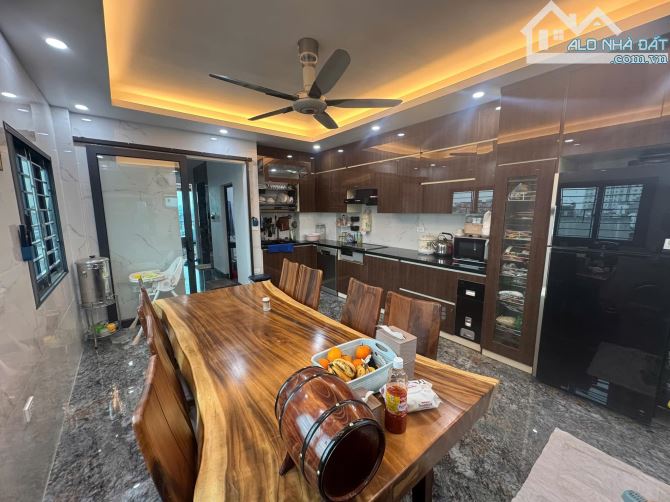Nhà xây mới – hiện đại – 8 tầng thang máy - Tuyệt phẩm dành cho giới thượng lưu - 3