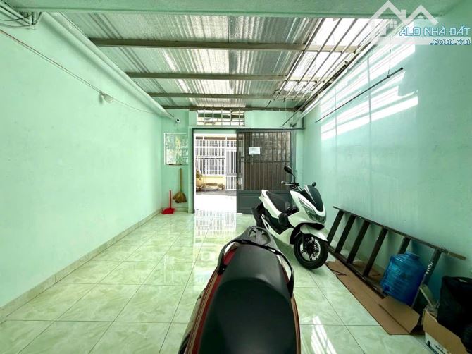 Ngay Lotter Mart Nguyễn Văn Lượng - HXH 5m - 116m2, Nhà C4 xây dừng 5 tầng - chỉ 8 tỷ x - 3