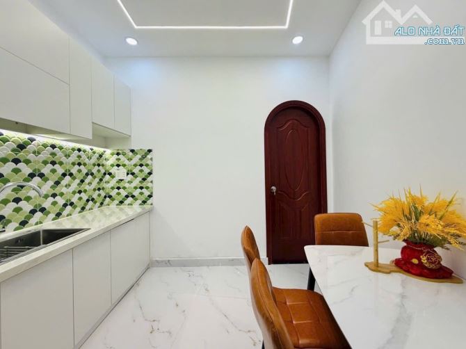 Bán nàh đẹp full nội thất 33m2, Quang Trung, P14, Gò Vấp, SHR, 3.15tỷ - 3