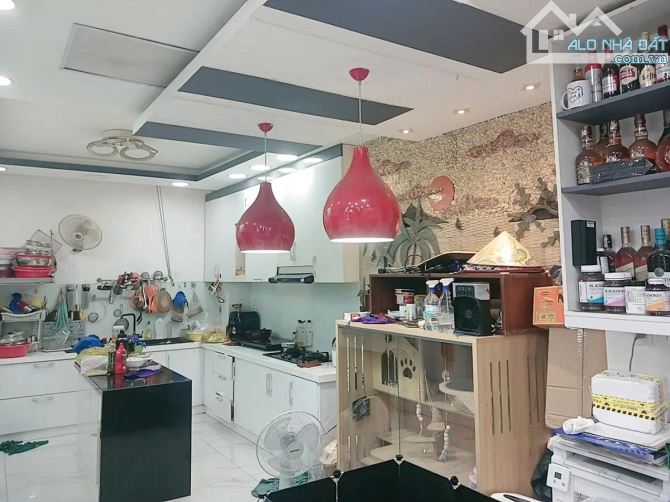 NHÀ ĐẸP 5 TẦNG CHUẨN CHÂU ÂU – HXT– LÊ HỒNG PHONG Q10 – DÒNG TIỀN - CHỈ 16 TỶ TL MẠNH - 3