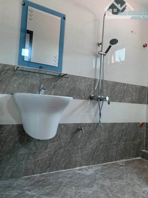 Nhà 5 tầng 32m2, ô tô đỗ ngõ, gần đường Lê Quang Đạo, cuối  Ỷ La Dương Nội, giá 3.95 tỷ - 3