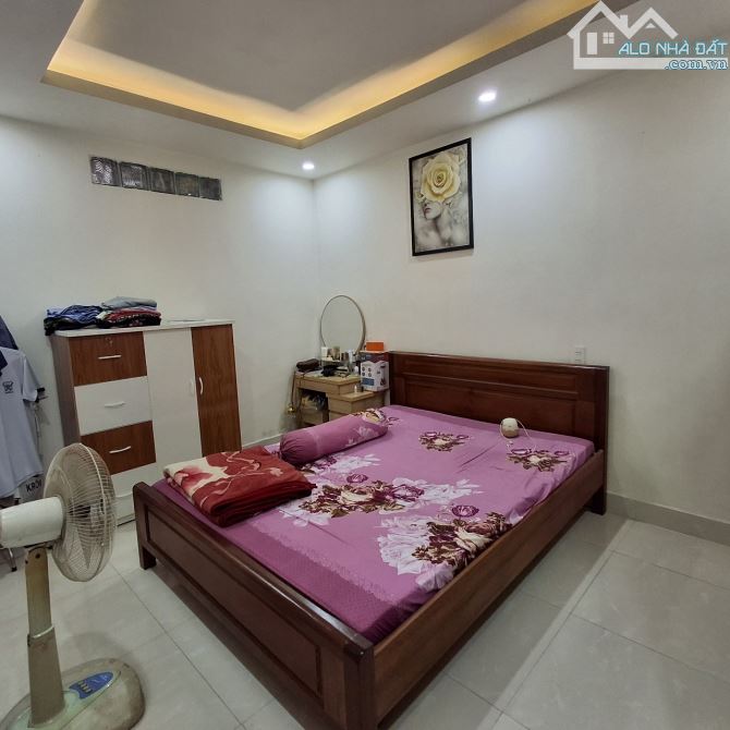 Bán nhà 3 tầng mê đẹp, ô tô đỗ cửa - Lê Cơ gần Núi Thành - Hải Châu - chỉ nhỉnh 6 tỷ - 3