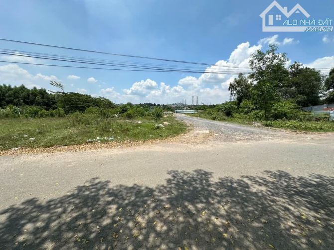👉B.án lô Đất hai mặt Tiền Đường 3604m² (40.8x99m). Có 200m thổ cư . ●sát bên Dự Án Thung - 3