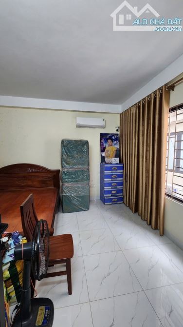 BÁN NHÀ KHƯƠNG ĐÌNH NHÀ LÔ GÓC - NHÀ MỚI - THIẾT KẾ HIỆN ĐẠI - NGÕ THÔNG THOÁNG