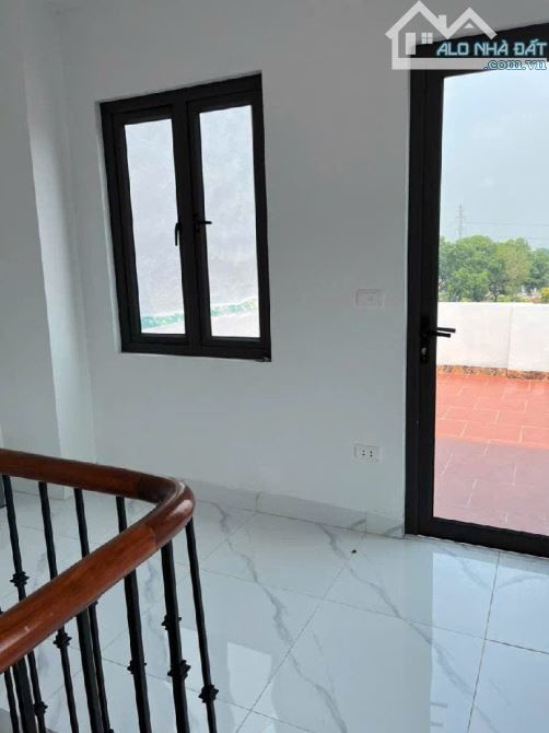 BÁN NHÀ LÔ GÓC  PHAN TRỌNG TUỆ 40M MỚI ĐẸP Ở NGAY VF3 ĐÔ CỬA GIÁ 7.8 TỶ - 3