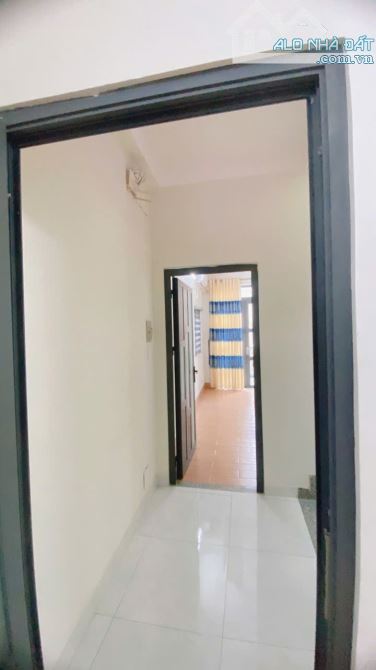 NHÀ ĐẸP GIÁ RẺ. VỊ TRÍ VÍP HXH THÔNG 3 TẦNG SÁT NGUYỄN ẢNH THỦ. SHR FULL THỔ - 3