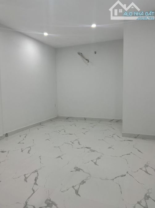 Bán nhà HXH khu Cư xá Chu Văn An, nhà 3 tầng vào ở ngay 4.3x20m, giá 14.8 tỷ TL - 3