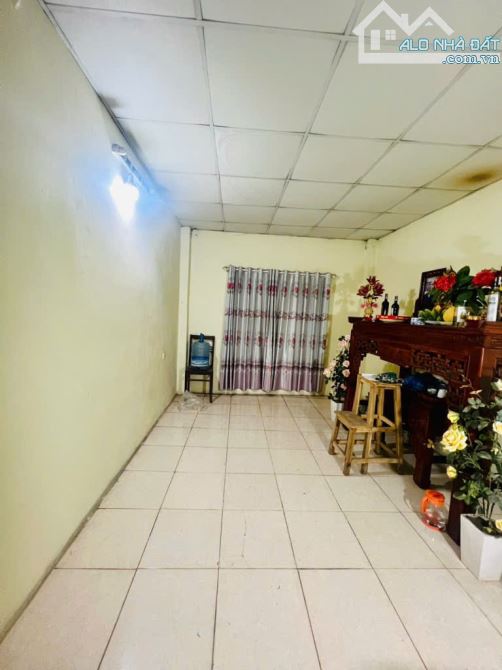 BÁN NHÀ DÂN XÂY 3 TẦNG THỤY PHƯƠNG 42M2, SỔ ĐỎ, CÁCH Ô TÔ TRÁNH 20M NHỈNH 6 ĐỒNG - 3