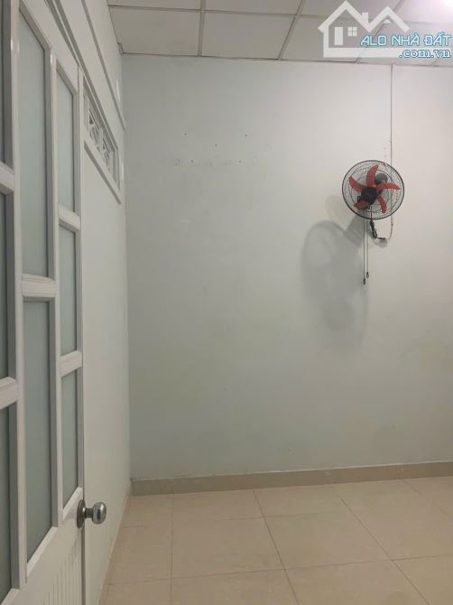Bán nhà mặt tiền khu cư xá Tỉnh Đội, gần Quảng Trường, P.Tân Phong, 4,2x23m. Giá 4,8 tỷ - 4