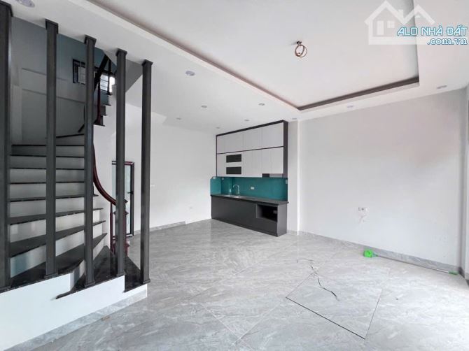 Chị Duyên gửi bán nhà Hoàng Liên – cách phố 1 nhà, ô tô đỗ cổng - 4