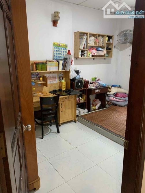 4.6 Tỷ- 80M²- Nhà Trệt Lửng- HXH- gần Khu Công Nghệ Cao Q9 - 4