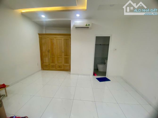 NHÀ ĐẸP 5 TẦNG GIÁ MỀM – HOÀNG BẬT ĐẠT, P.15, TÂN BÌNH –62m2(4*15m) -CHỈ 7.55 TỶ TL MẠNH - 4