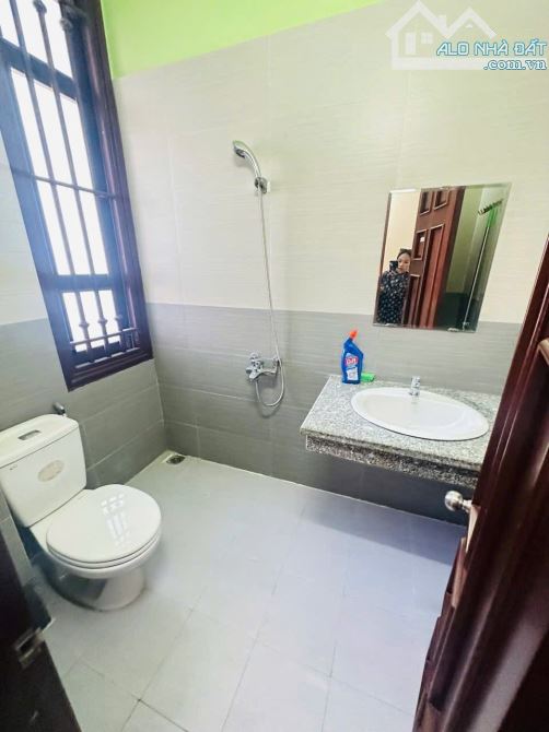 🔥🔥🔥Cho thuê biệt thự 4 tầng 2 mặt tiền đường LÊ QUANG ĐẠO có thang máy chỉ 30 tr/tháng - 4