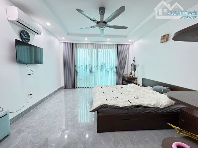 Nhà xây mới – hiện đại – 8 tầng thang máy - Tuyệt phẩm dành cho giới thượng lưu - 4