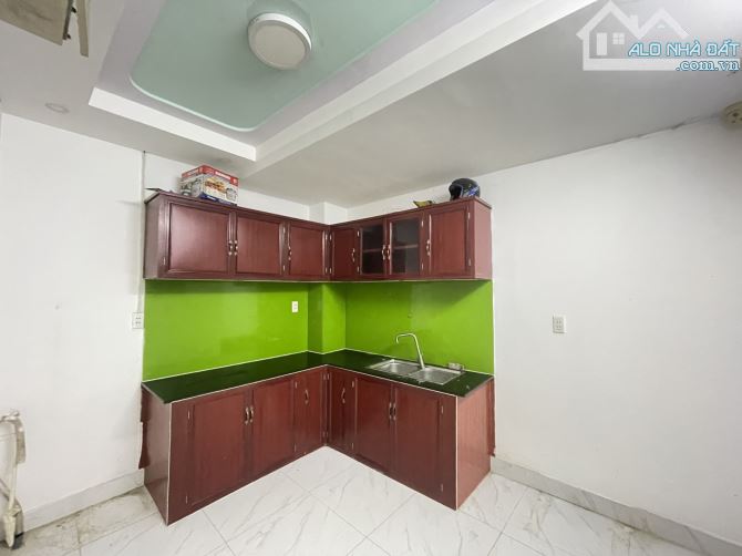 Bán Rẻ Nhà Hẻm Ô tô Vào Nhà, Âu Cơ Sát Khu Bàu Cát Đồng đen Tân Bình,41m2,2Tầng,Nhỉnh 5tỷ - 4