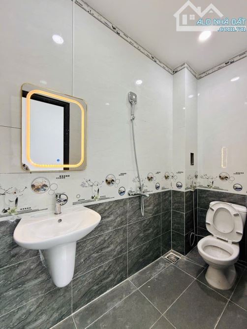 Gò Vấp - 43m2 - 4 Tầng - 6.xx tỷ - Hẻm Ôtô - Hoàn công - SHR - 5