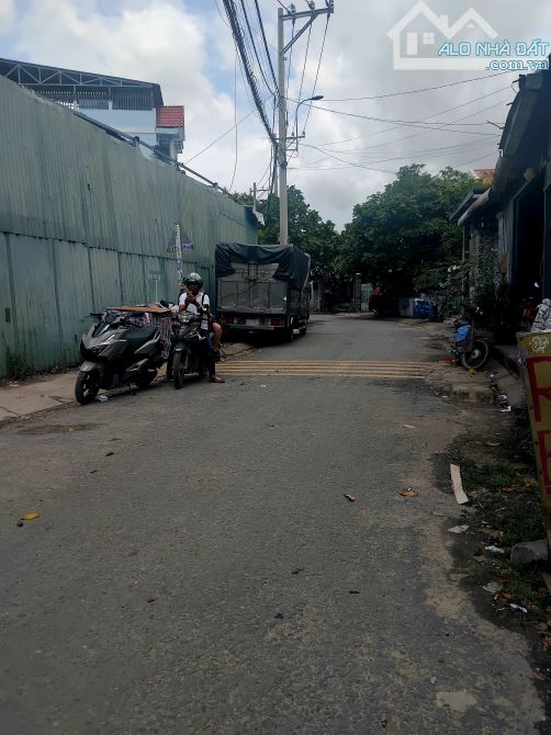 BÁN NHÀ HÓC MÔN NGUYỄN THỊ PHA,46M2,4x11m, CHỈ 2,4 TỶ - 4