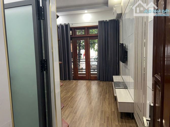 NHÀ ĐẸP HẺM Ô TÔ TRƯƠNG CÔNG ĐỊNH, GẦN TRƯỜNG SONG NGỮ – CHIỀU NGANG 5.1M - 4