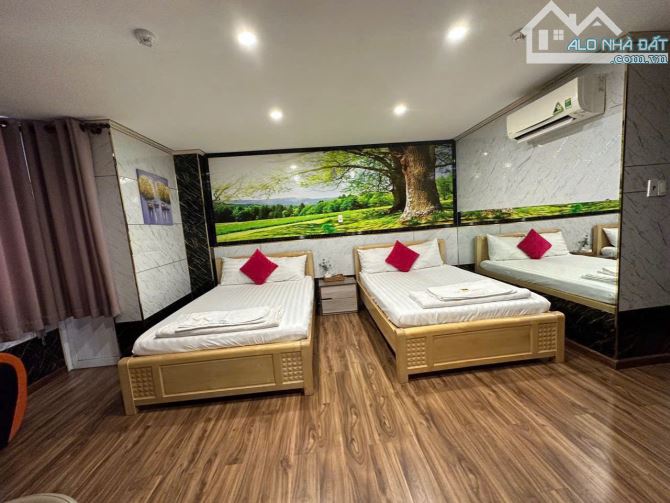 Bán khách sạn khu Vip Phan Xích Long doanh thu 160tr/1 tháng - 4