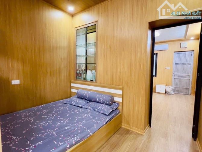 BÁN CĂN HỘ TẦNG 2 TT QUỲNH MAI, 3N, full nội thất - 4