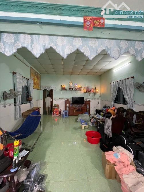 Bán Nhà 2 tầng dt200m²(12m x17m)hai mặt tiền hẻm đường TX23 phường THẠNH XUÂN Q12. Giá 8tỷ - 4